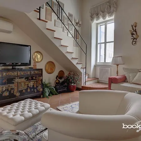 Apartment Trastevere - La Scala Bookwedo