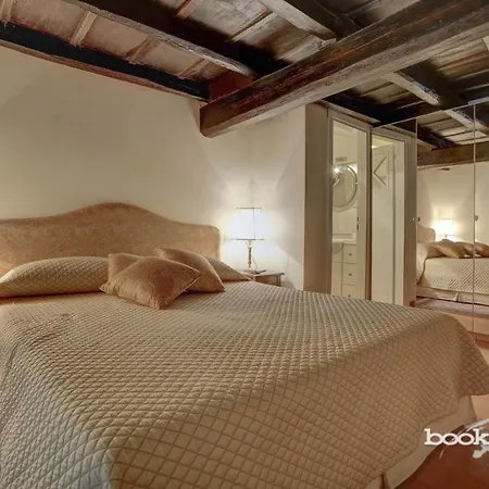 Apartment Trastevere - La Scala Bookwedo